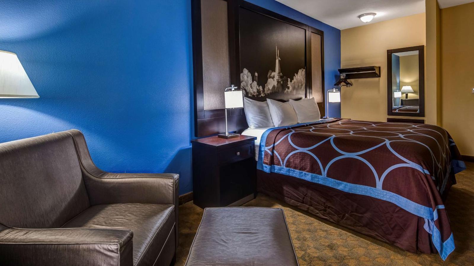 SureStay Plus Hotel by Best Western Alvin Main image 2